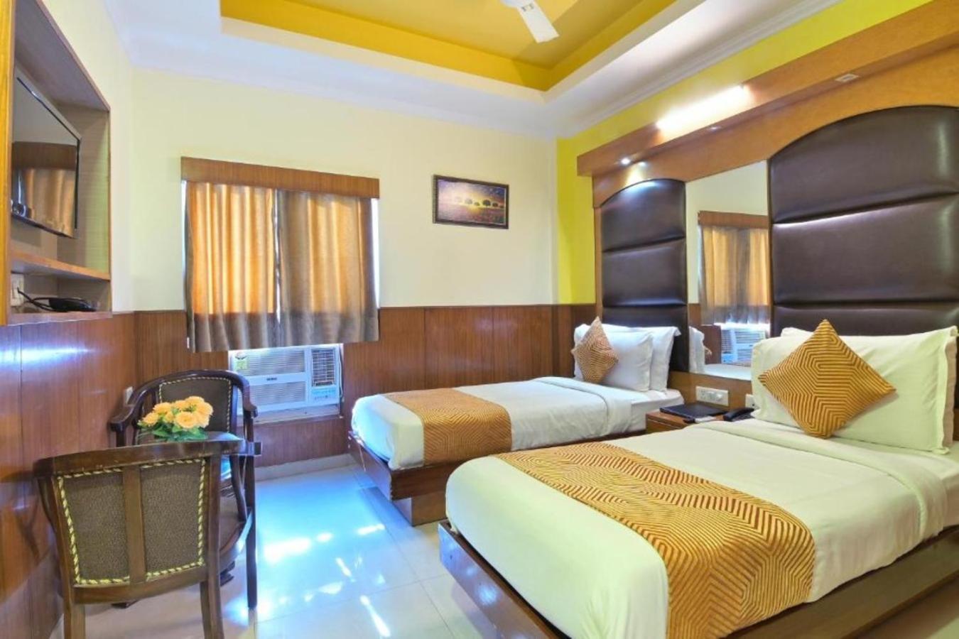 Castle Blue Near Igi Airport 3*