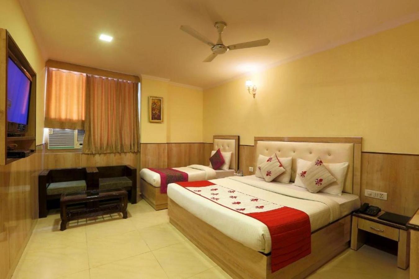 Castle Blue Near Igi Airport