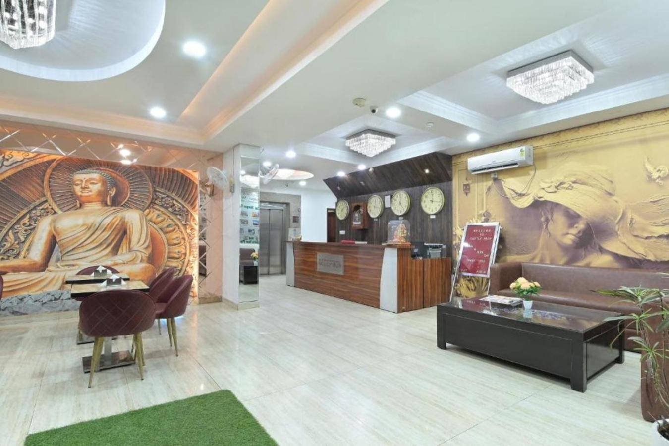 Castle Blue Near Igi Airport 3* New Delhi