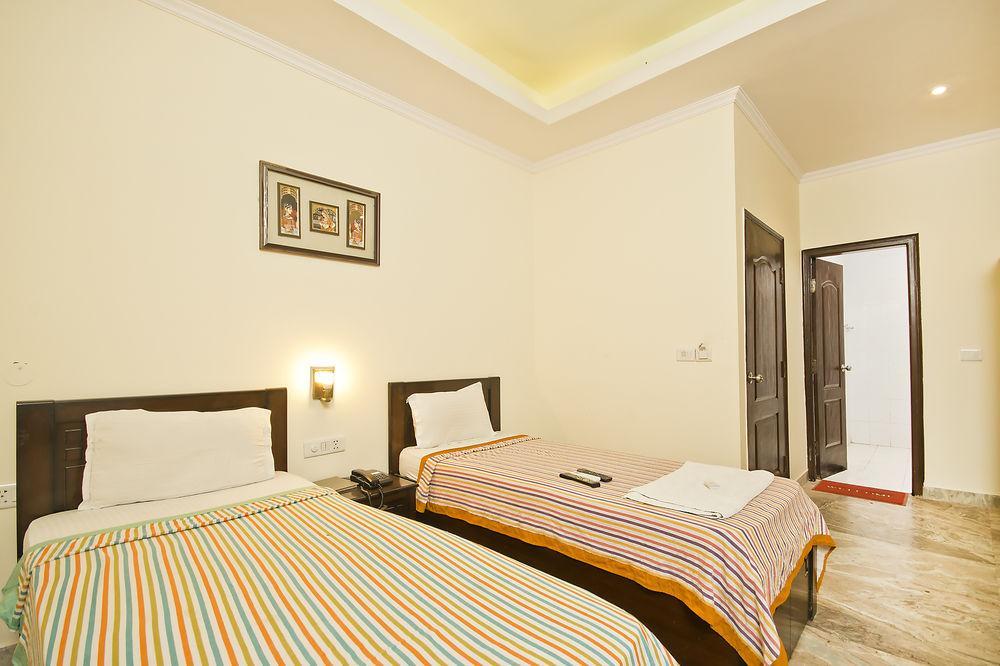 Castle Blue Near Igi Airport