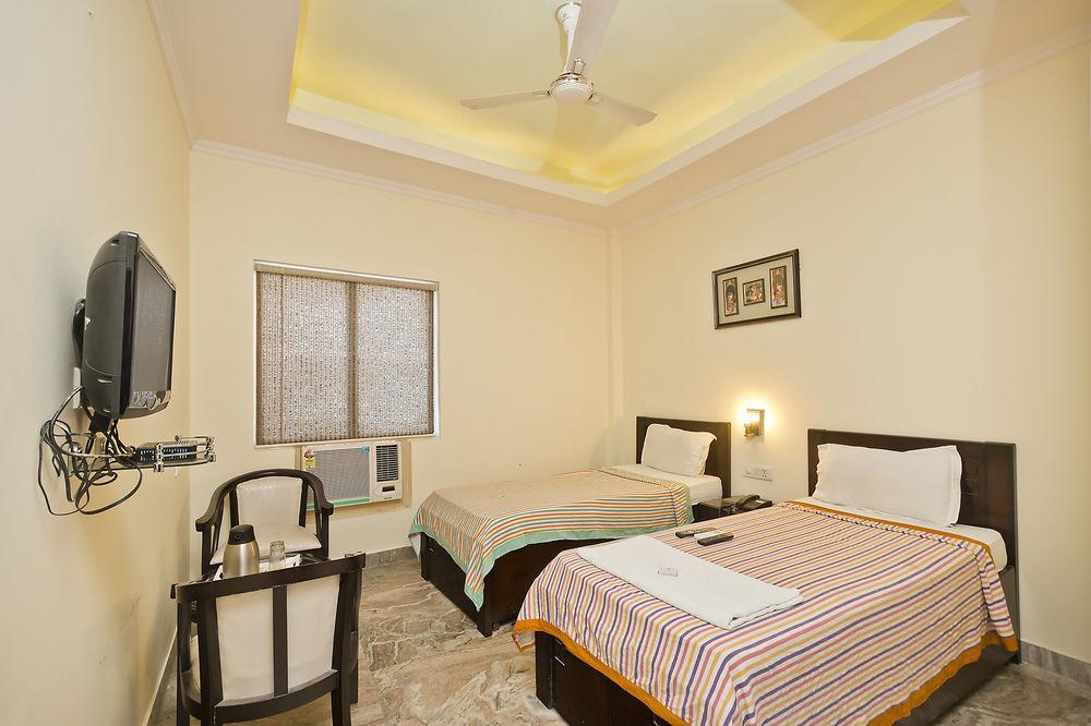 Castle Blue Near Igi Airport New Delhi
